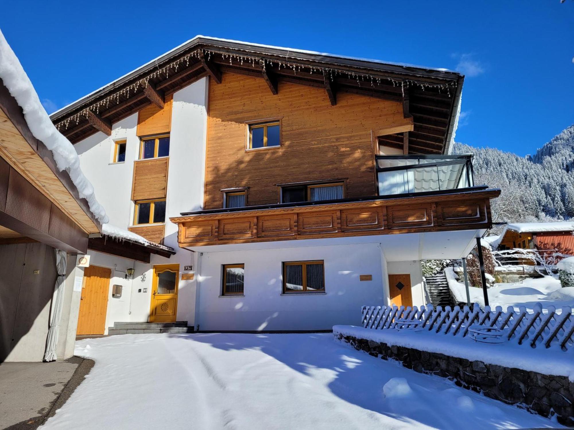 Alpenglueck Montafon Apartamento Sankt Gallenkirch Exterior foto